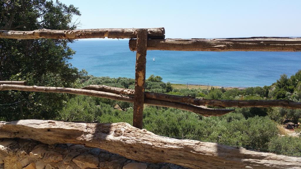 Patù La Torre Di Merlino מראה חיצוני תמונה